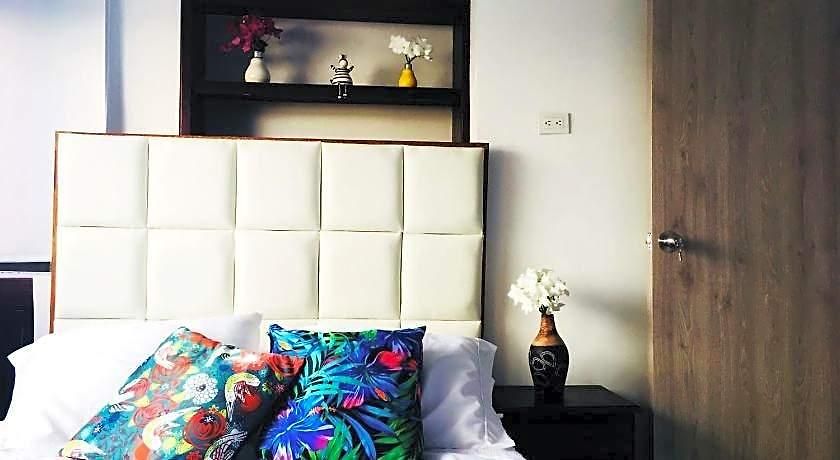 Hotel San Jacinto 3*